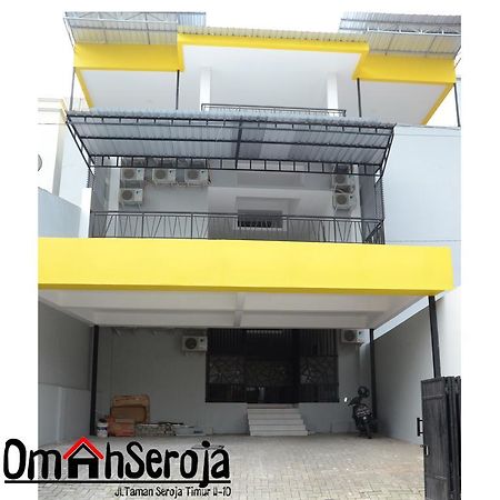 Omah Seroja Hotel Semarang Exterior foto